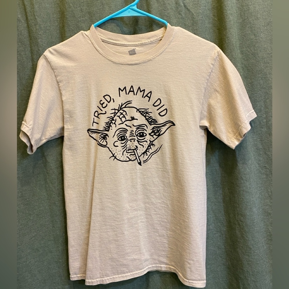 Star Wars Yoda TRIED, MAMA DID beige cotton tee